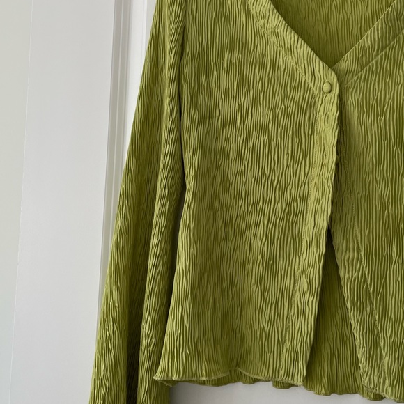 SHEIN blouse - Picture 4 of 6